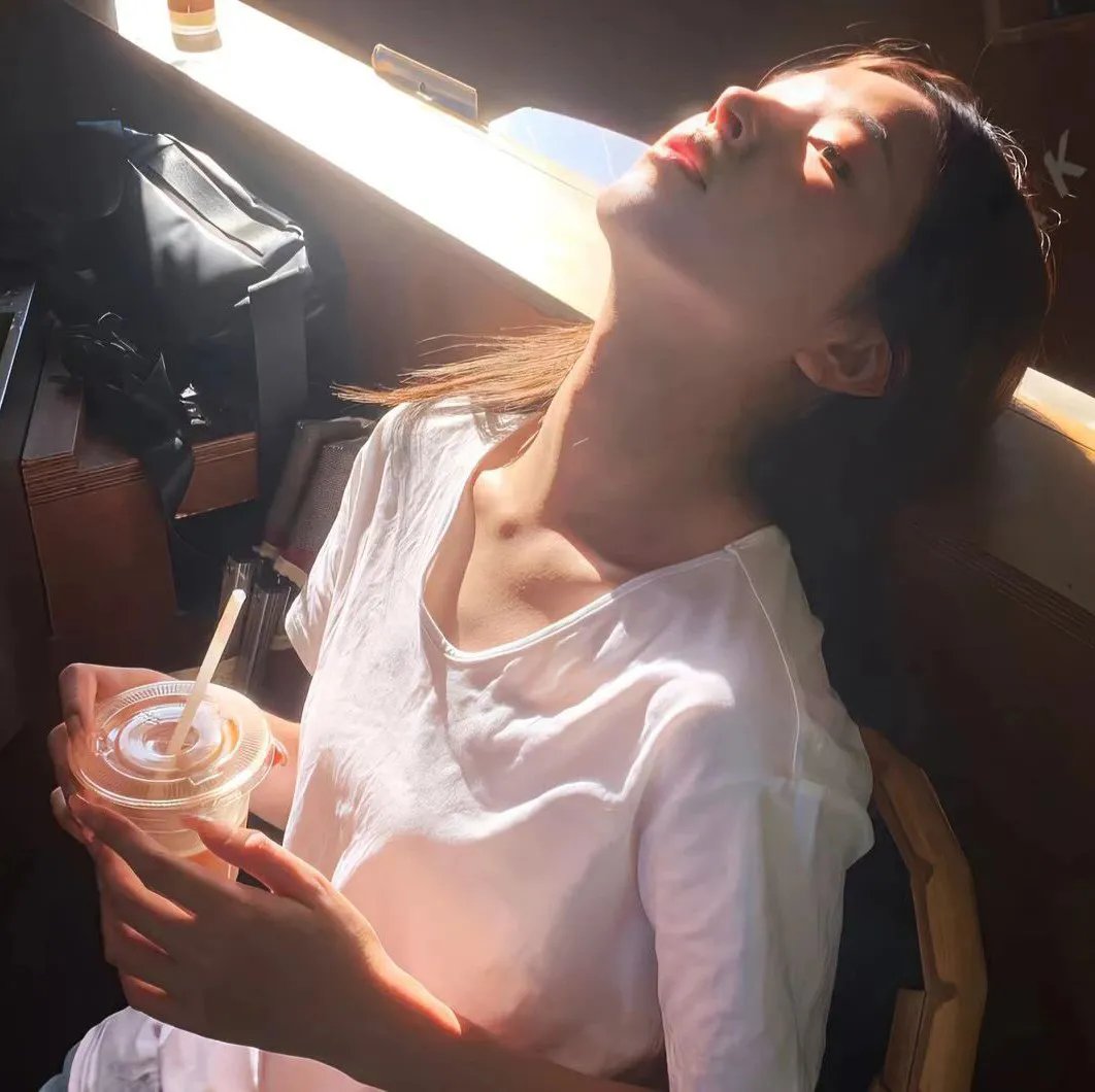 烟雨庭深认旧痕